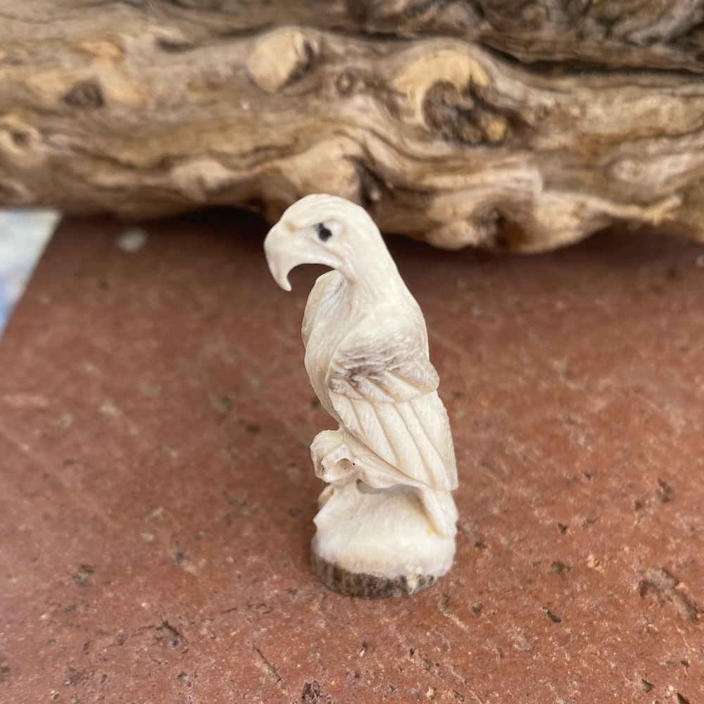 Zuni antler eagle fetish